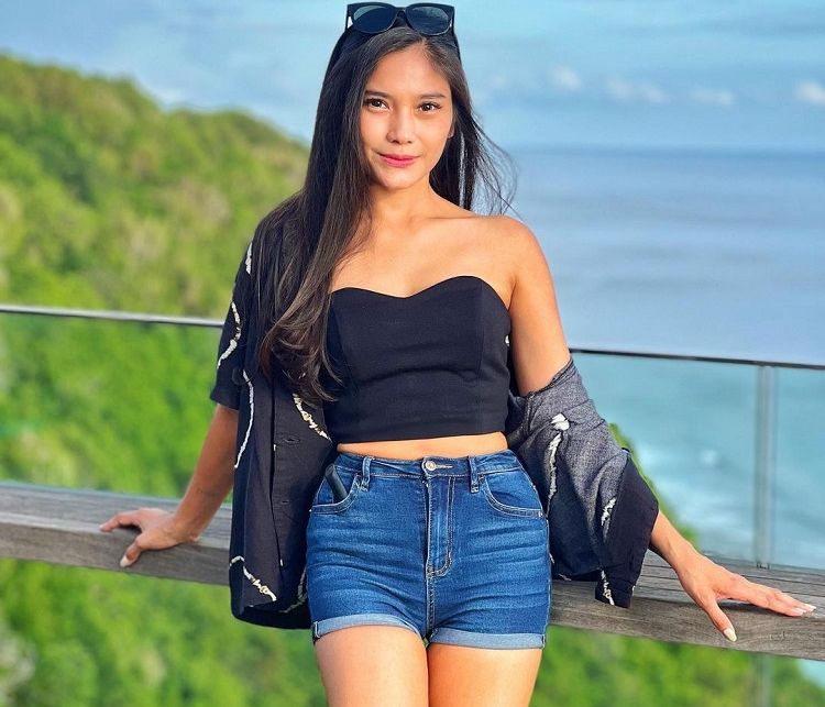 Cerai dari Cucu Sukarno, Sempat Berhubungan dengan Pesepakbola, Kini Garneta Haruni Bahagia Jadi Single Mom